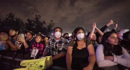 A pesar del coronavirus, Guns N Roses abrió un evento en México ante 40 mil personas