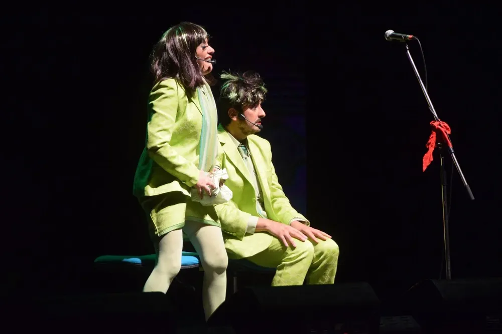 Revista La Compañía.