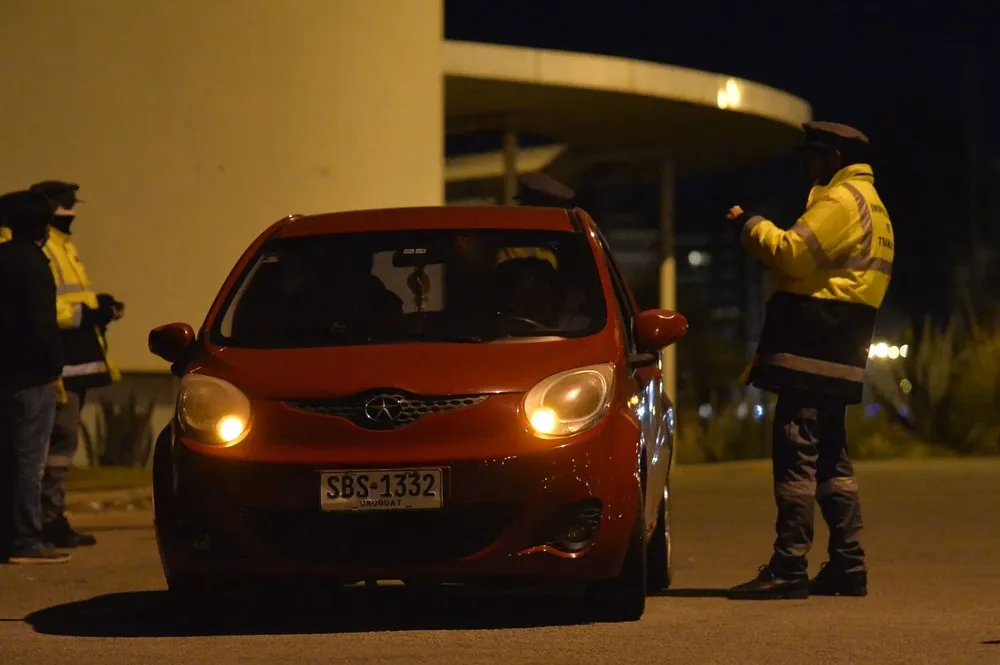 La Intendencia desarticuló 13 fiestas clandestinas en Montevideo