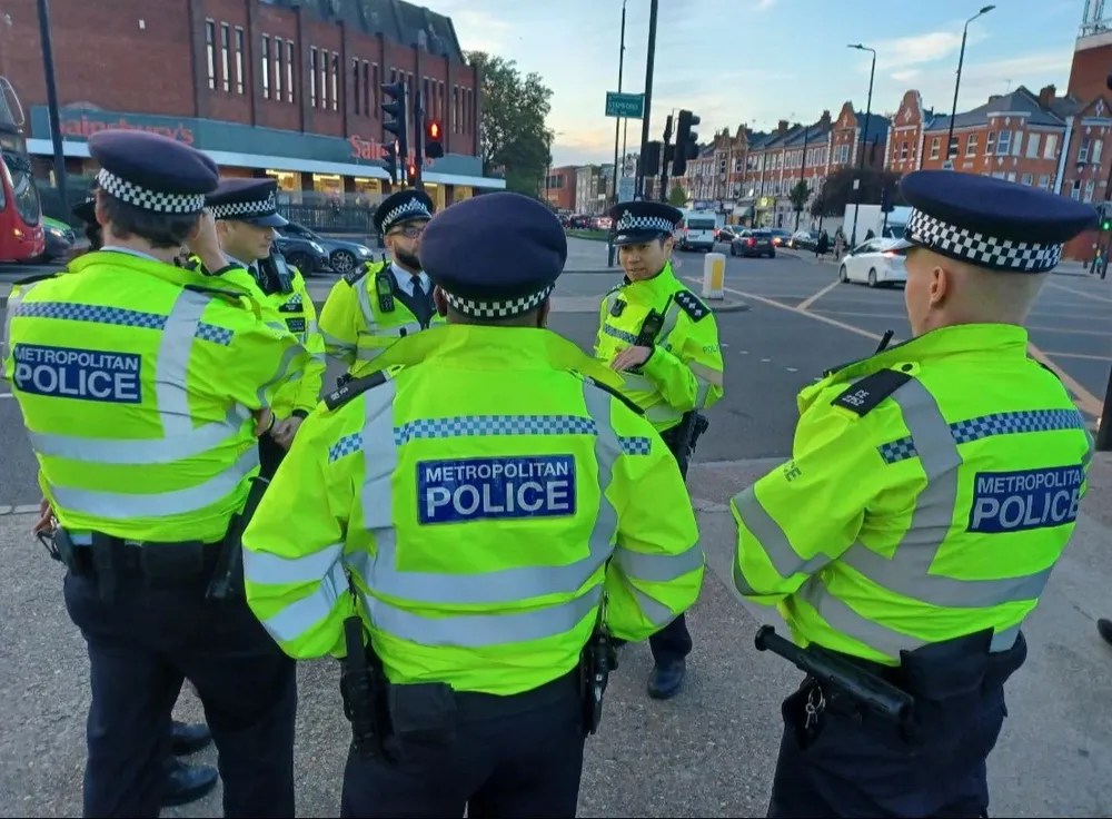 El comisionado de policía James Harman dijo que la acción de los acusados “puede dañar la confianza en la policía”.