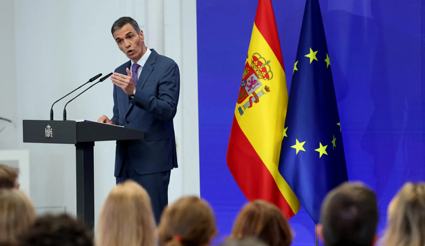 Pedro Sánchez, el presidente de España, disertó en el encuentro de líderes mundiales que se realizó en la víspera de la cumbre climática de la ONU en Brasil (COP30), que comenzó este lunes.&nbsp;