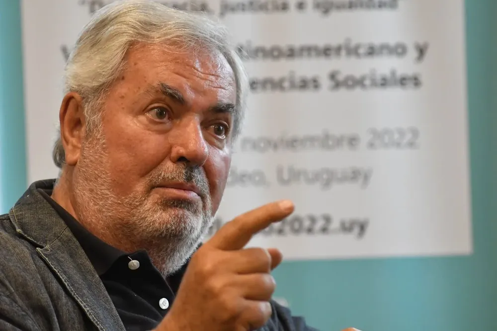 Emilio Tenti Fanfani en Montevideo.