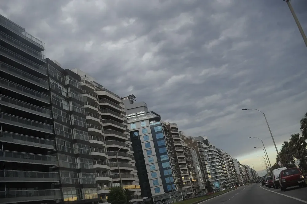 El cielo estará nuboso y algo nuboso