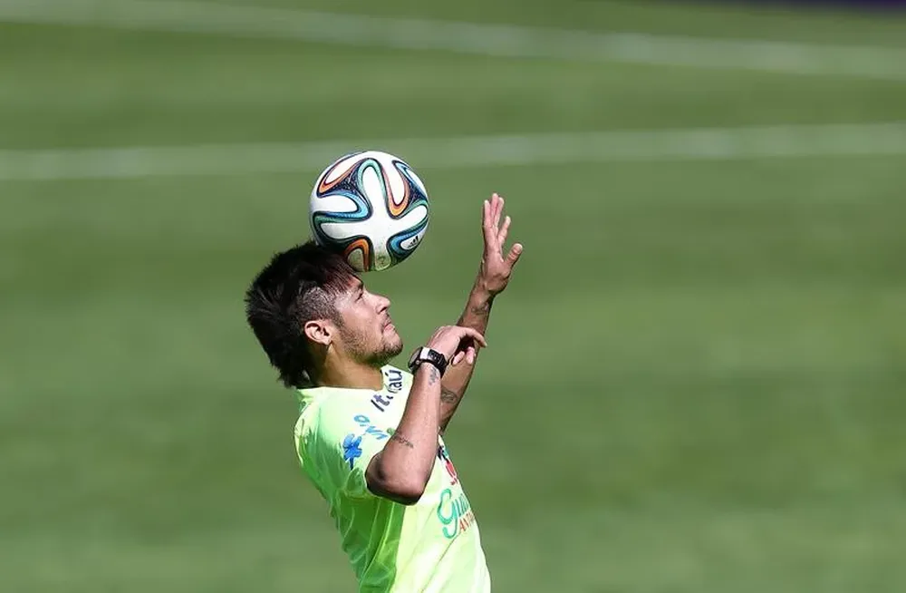 Neymar en la práctica de Brasil