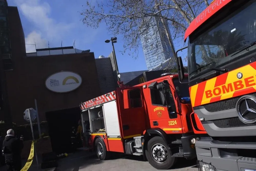 Aún a la tarde de este viernes la plaza de comidas estaba inhabiltiada