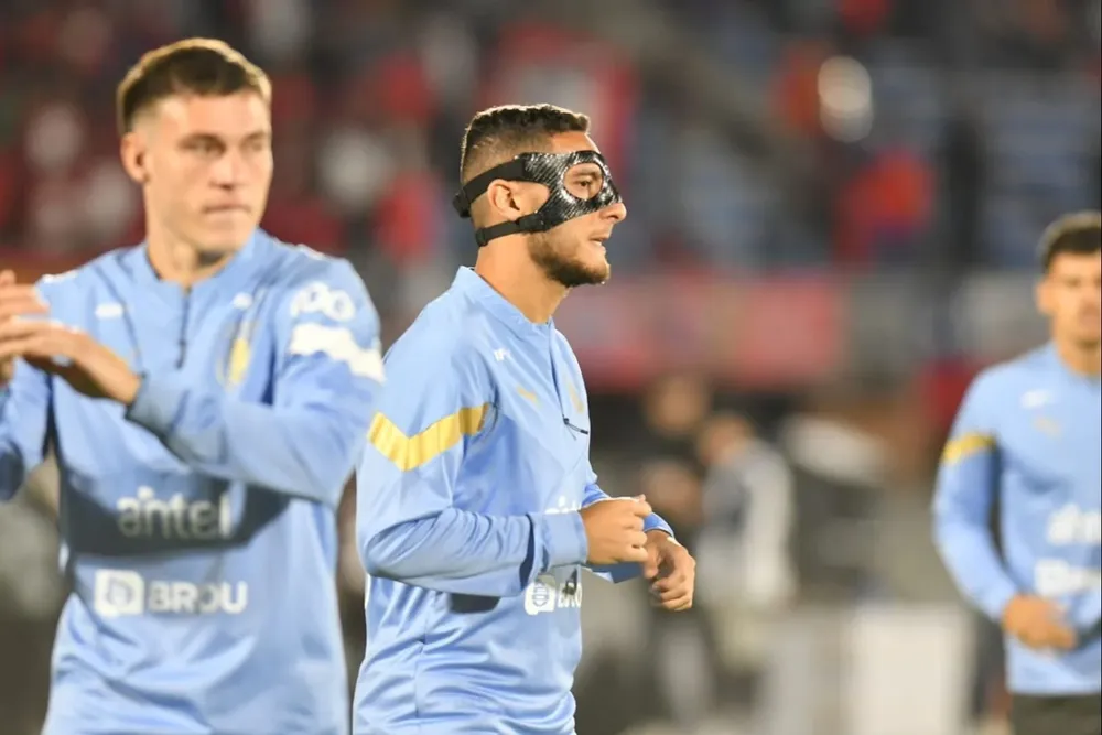 Sebastián Cáceres en el calentamiento