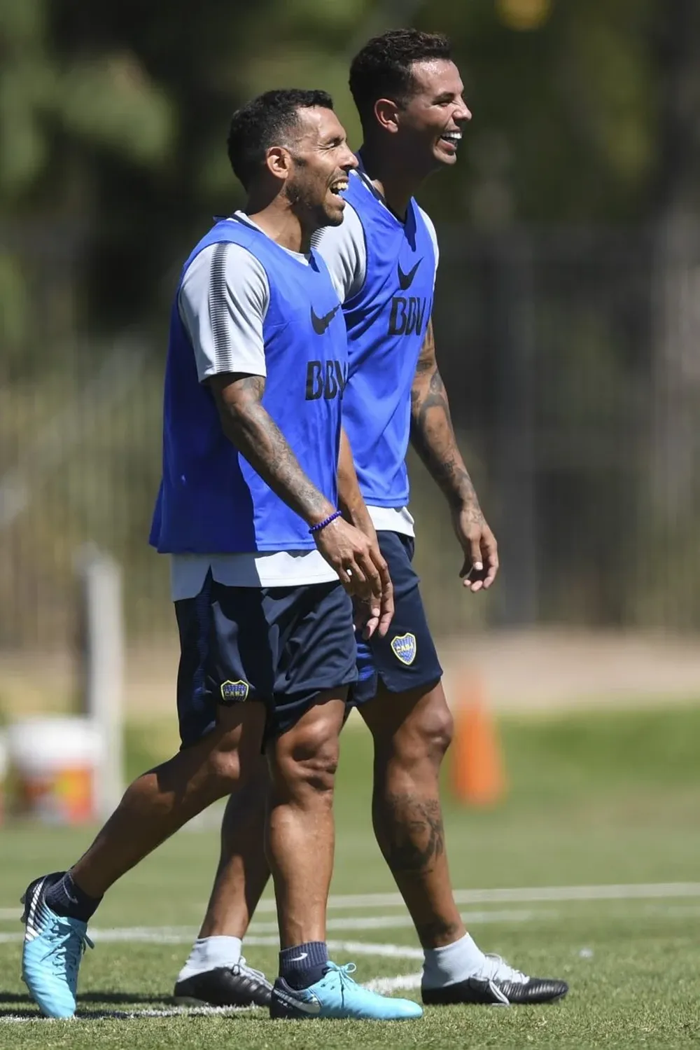 Carlos Tévez y Edwin Cardona