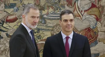 El Rey Felipe Vi y el presidente en funciones, Pedro Sánchez.