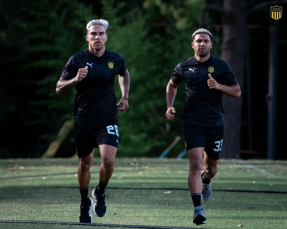 Méndez y Acosta entre los convocados