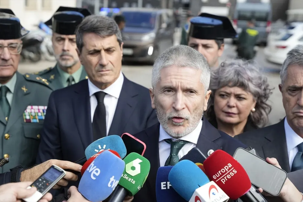 El ministro de Interior, Fernando Grande-Marlaska, visita la Comandancia de la Guardia Civil de Cádiz.