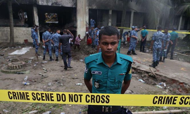 Eran mis niños: la profesora que salvó a 20 alumnos antes de morir tras el accidente del avión en Bangladesh que cayó sobre una escuela