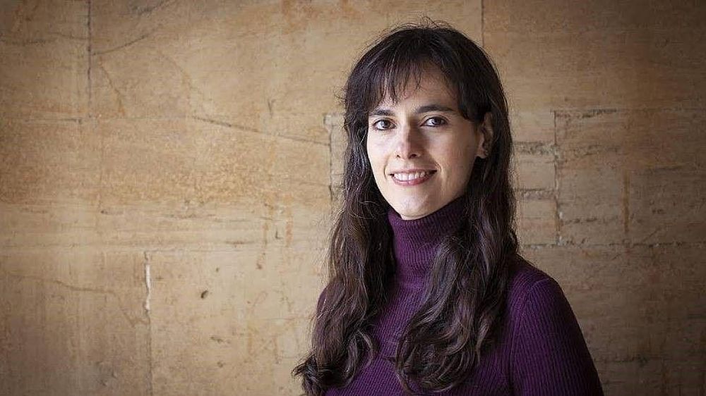 Carissa Véliz es profesora del Instituto sobre Ética en Inteligencia Artificial de la Facultad de Filosofía de la Universidad de Oxford.