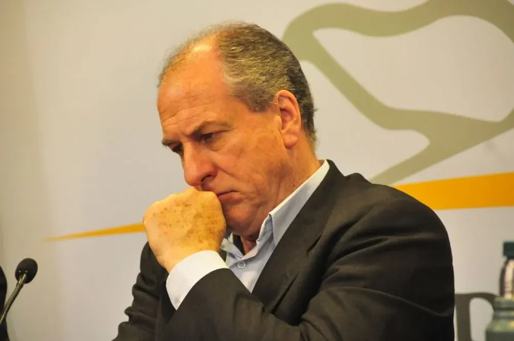 Ernesto Murro, ministro de Trabajo... ¿y precandidato en el Frente Amplio?