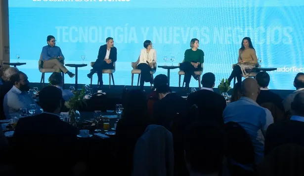 Integrantes del segundo panel de El Observador Eventos: Tecnología y Nuevos Negocios