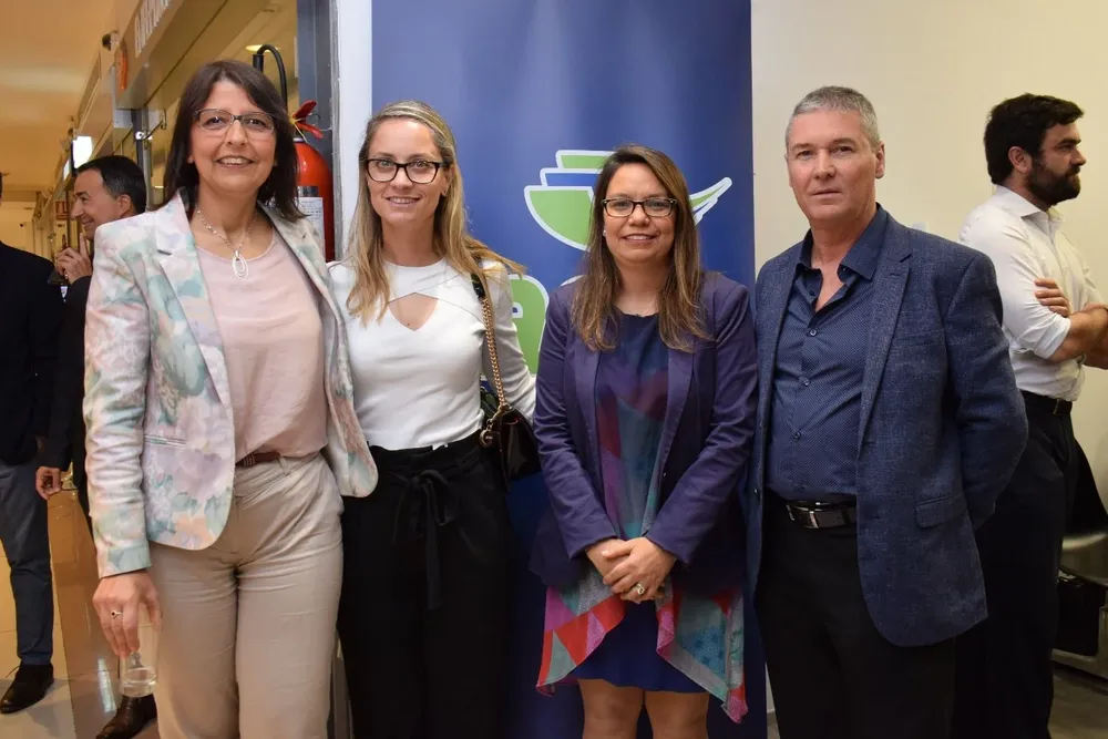 Alejandra Porras, Berenice Godiño, Analía Arubet y Eduardo Caimi