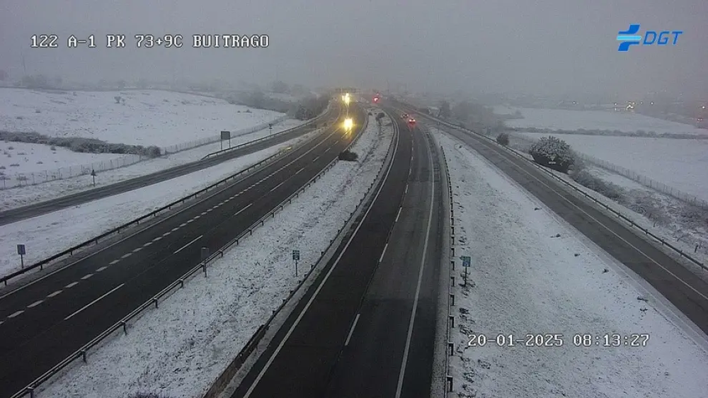 Nevada en la carretera A-1 cerca&nbsp; de Buitrago de Lozoya.