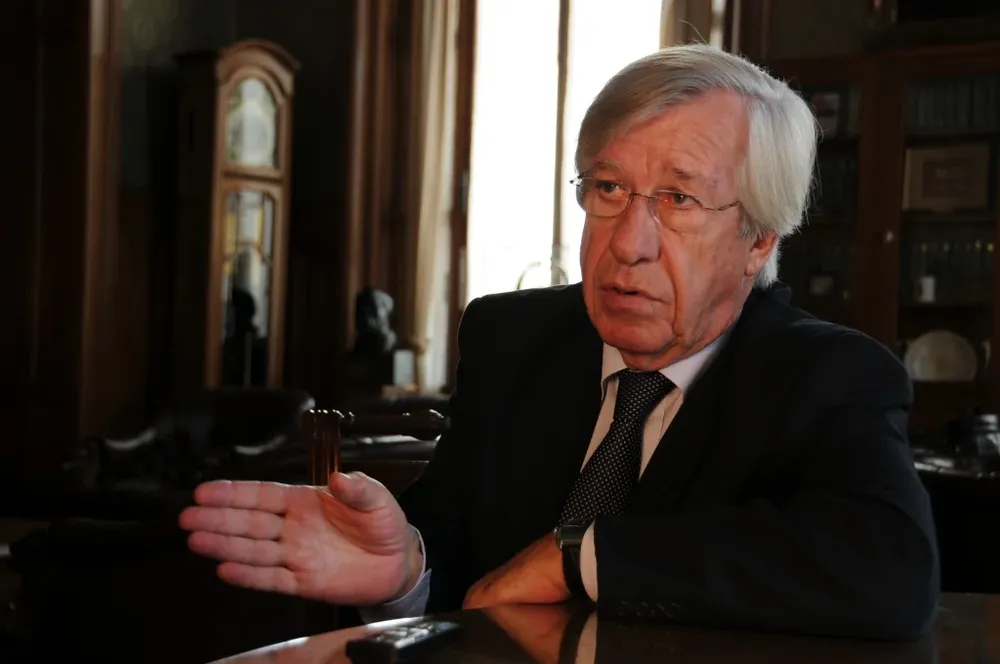 El vicepresidente teme por la credibilidad del FA