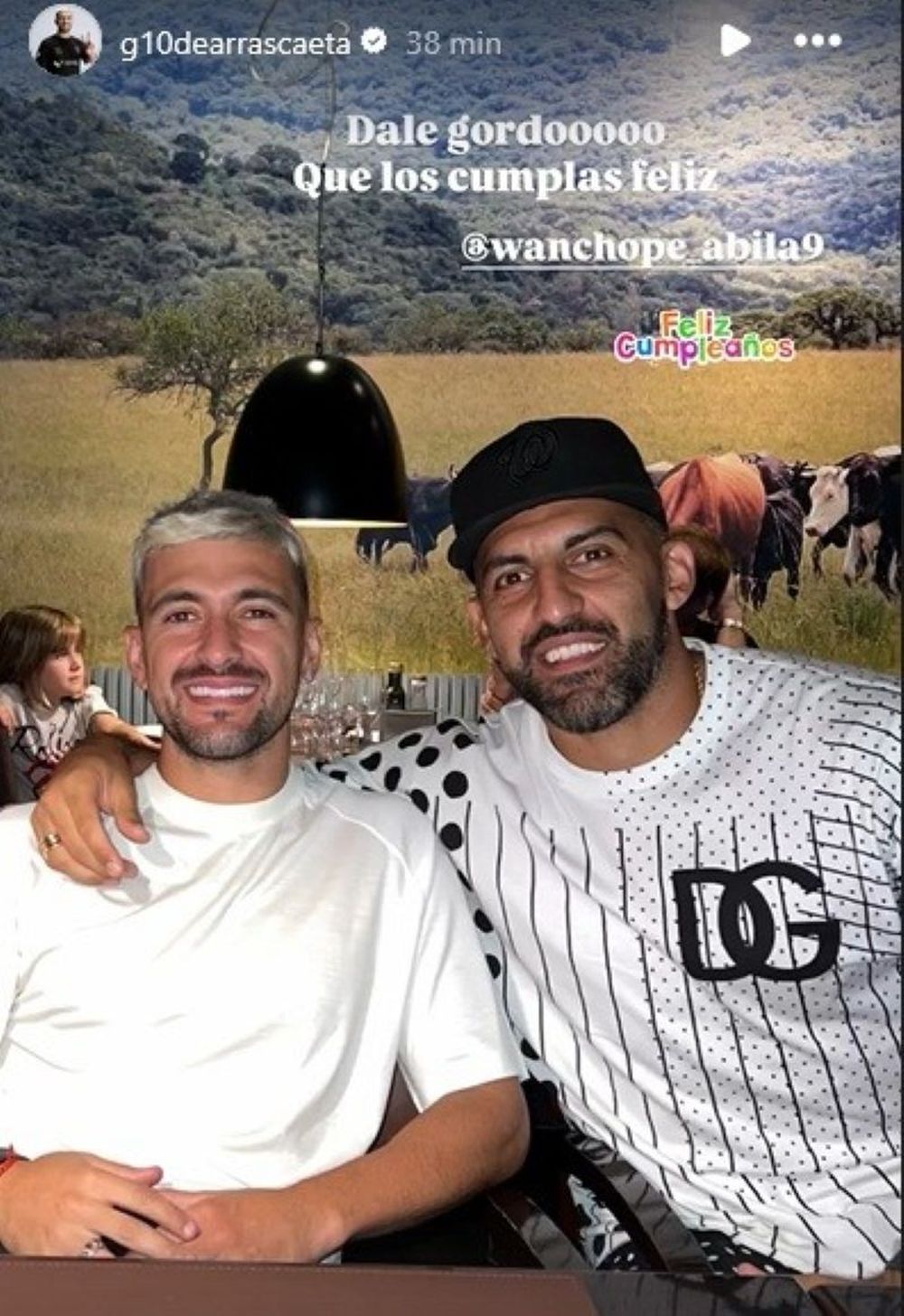 Giorgian De Arrascaeta saludó a Wanchope Ábila por su cumpleaños