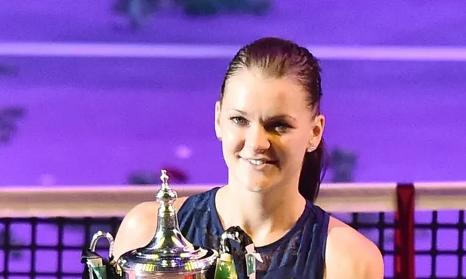 Radwanska celebró su principal título