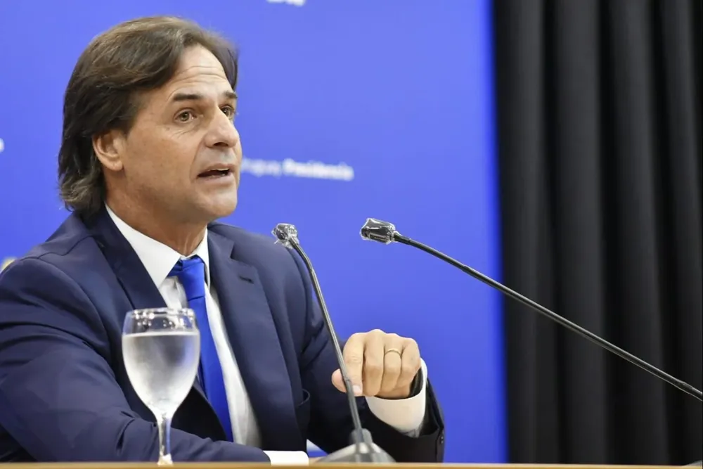 El presidente brindó una conferencia en defensa de la LUC, un día después de la cadena del Sí