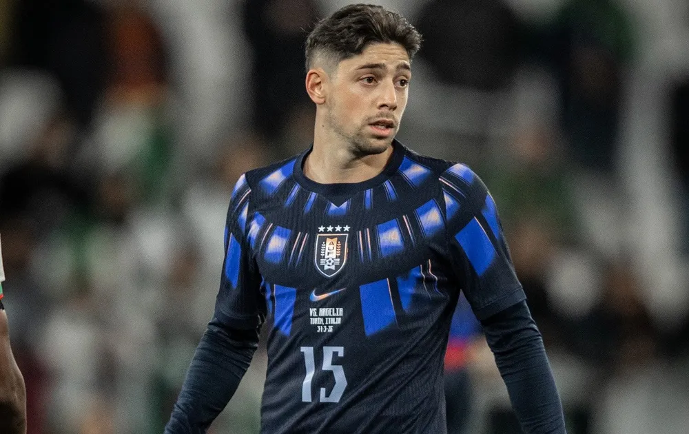 Federico Valverde en el partido ante Argelia