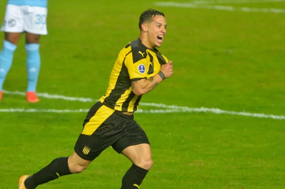 Trindade festeja el gol del triunfo