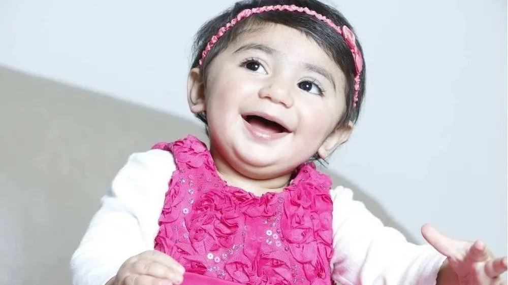 Zainab Mughal fue diagnosticada con neuroblastoma, un tipo de cáncer que suelen padecer los menores de edad.