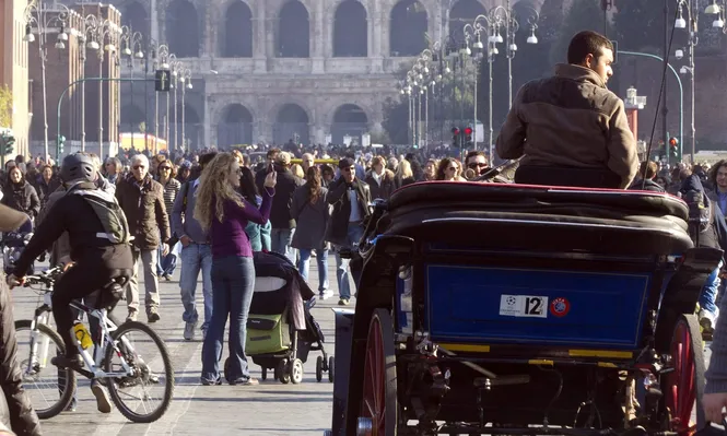 El gobierno italiano estudia conceder la ciudadanía a hijos de padres extranjeros
