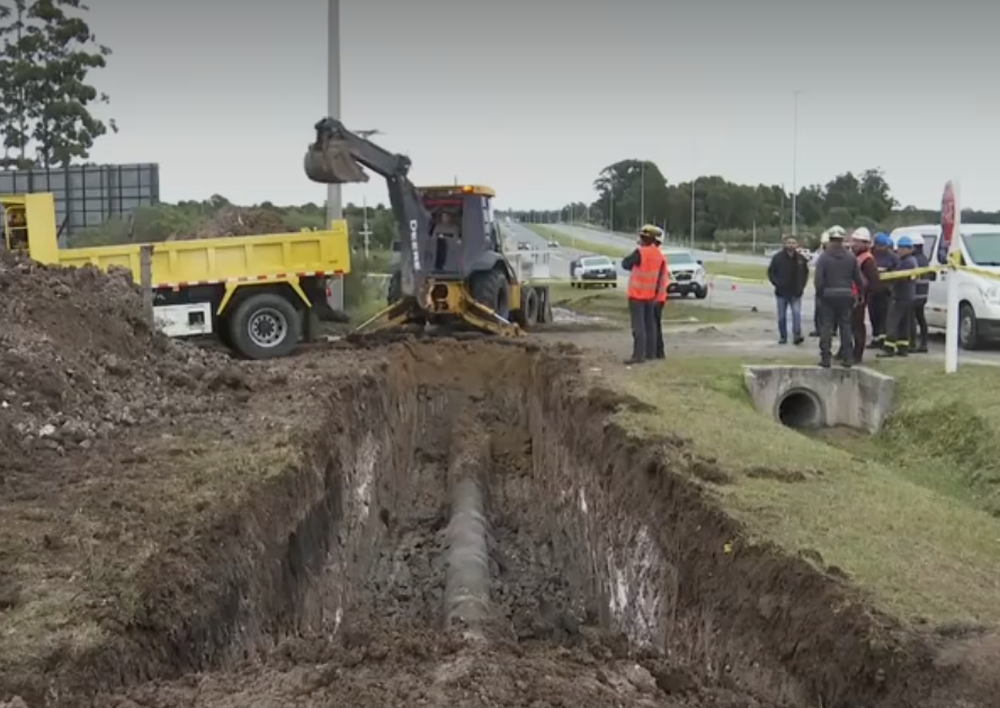 Derrame de petróleo en Costa Azul, departamento de Canelones