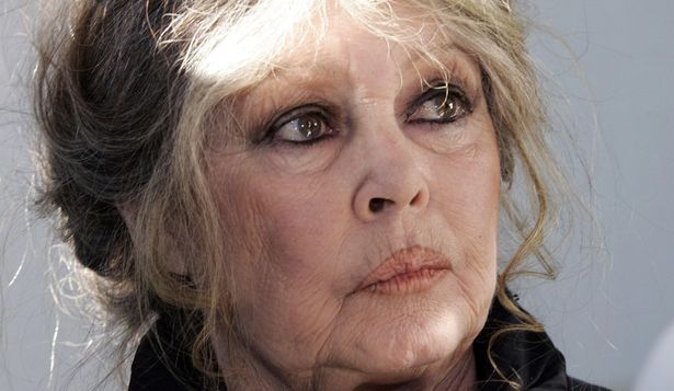 Revelan la causa de muerte de Brigitte Bardot, mientras miles de fanáticos la despiden en Saint-Tropez