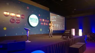 Magdañena Rodríguez en el pitch frente al jurado de Startup Nation