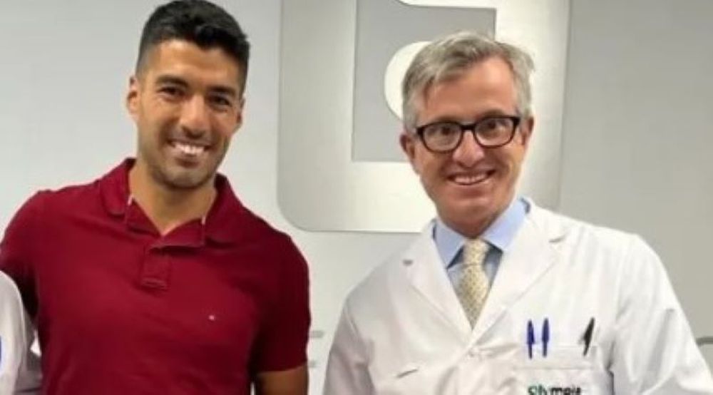 Luis Suárez fue operado por el Dr. Manuel Leyes