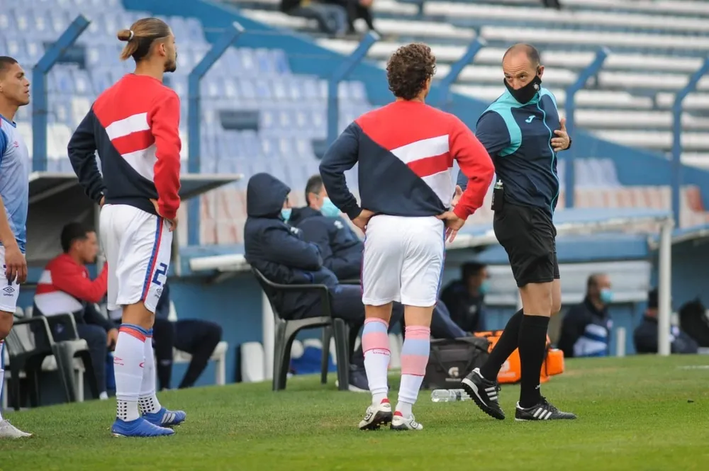 Antonio García rezonga a los suplentes