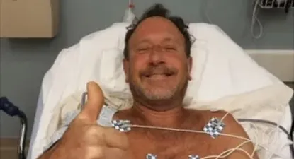 Michael Packard en el hospital
