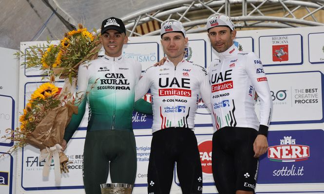 Thomas Silva, Marc Hirschi y Diego Ulissi, el podio en Larciano