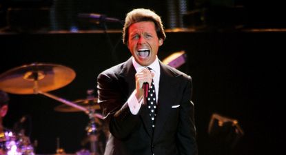 El cantante mexicano, Luis Miguel.