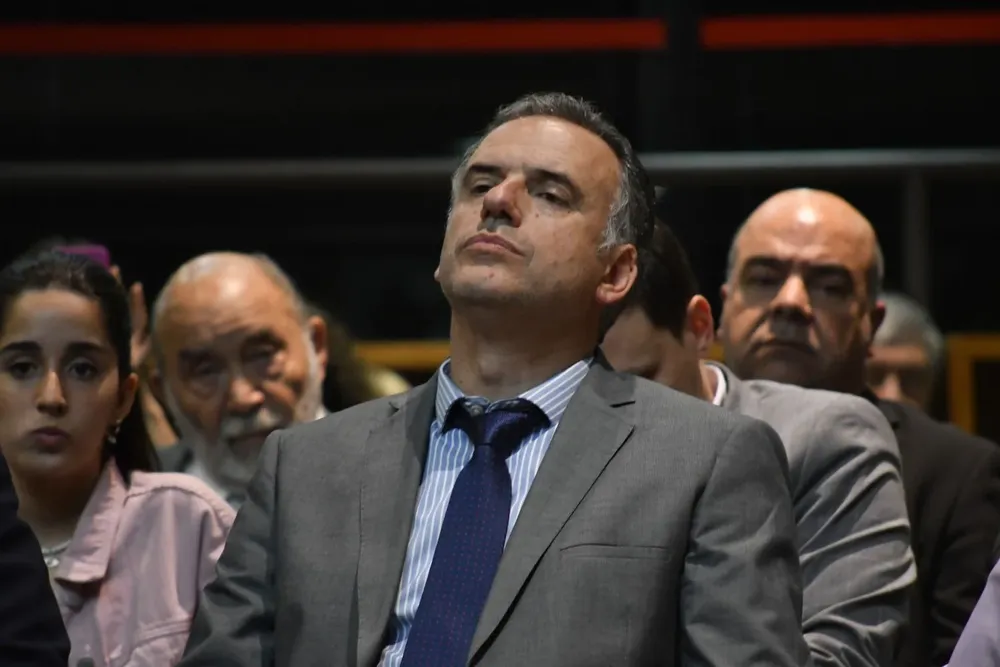 Yamandú Orsi, intendente de Canelones