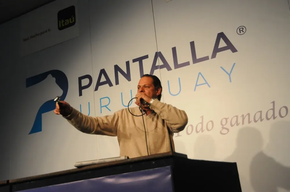 El remate se desarrolló con ventas a cargo de los escritorios de Pantalla Uruguay