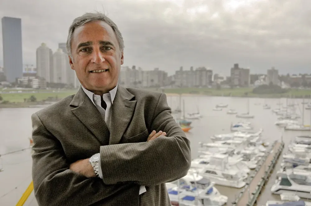 Nuevo comodoro del Yacht Club, Sergio Pérez