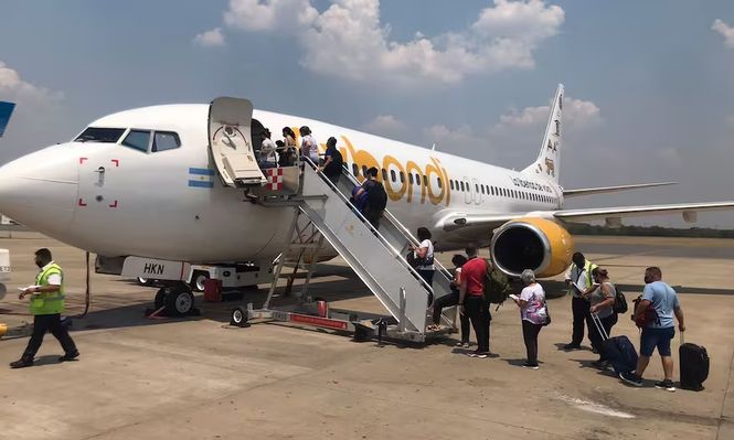 Por medidas de fuerza de Intercargo en Aeroparque, Flybondi tuvo que mudar su operación a Ezeiza
