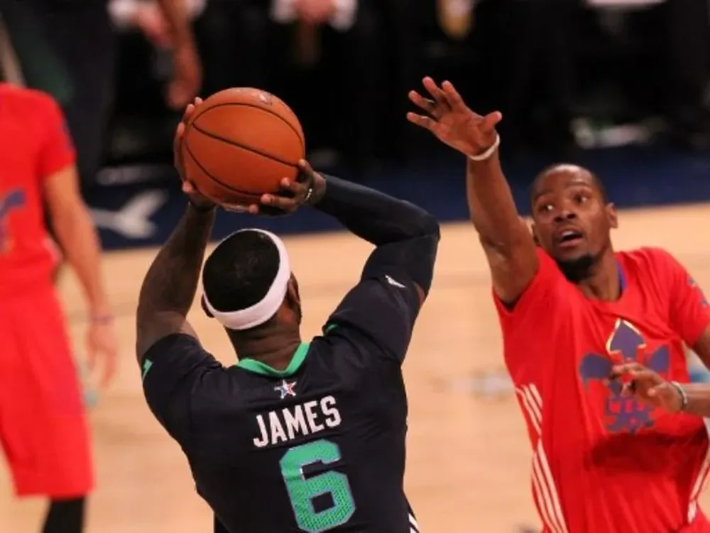 LeBront ante Durant en el All Star Game