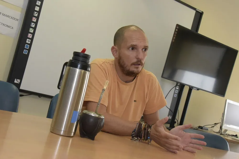 Nicolás Trajtenberg da clases en la Universidad de Manchester