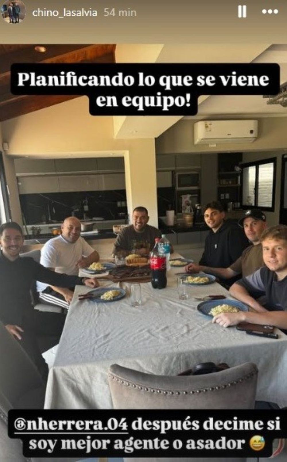El Chino Lasalvia se reunió con Nahuel Herrera, planificando el futuro del jugador de Peñarol El Chino Lasalvia se reunió con Nahuel Herrera, planificando el futuro del jugador de Peñarol