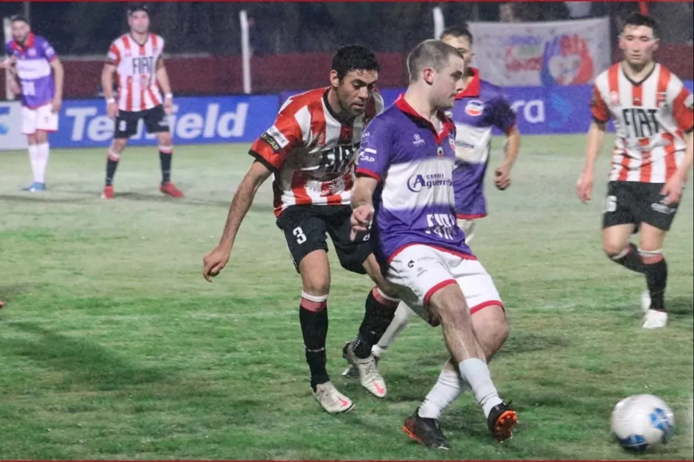 Lavalleja dio clase de fútbol en su visita a Florida y goleó 4-1 en la ida de las semifinales de OFI