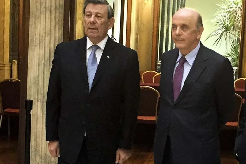 Los cancilleres de Uruguay y Brasil: Nin Novoa y José Serra