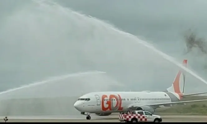 La compañía tendrá su primer vuelo con Salvador el 7 de enero.