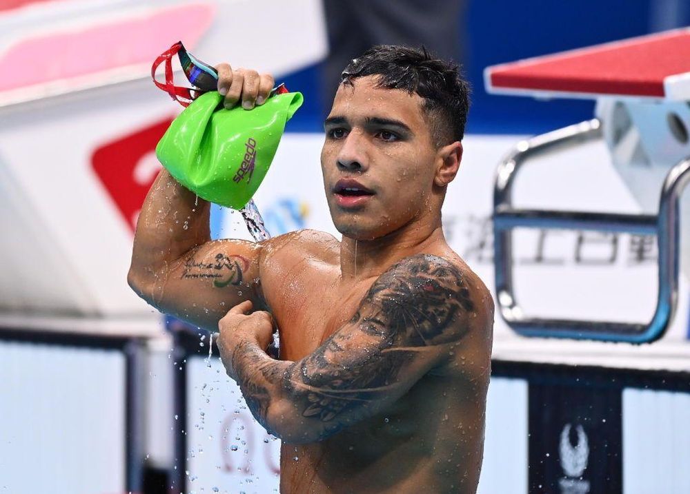 El nadador paralímpico colombiano Carlos Serrano Zárate es considerado uno de los mejores del mundo. Ha ganado dos medallas de oro.