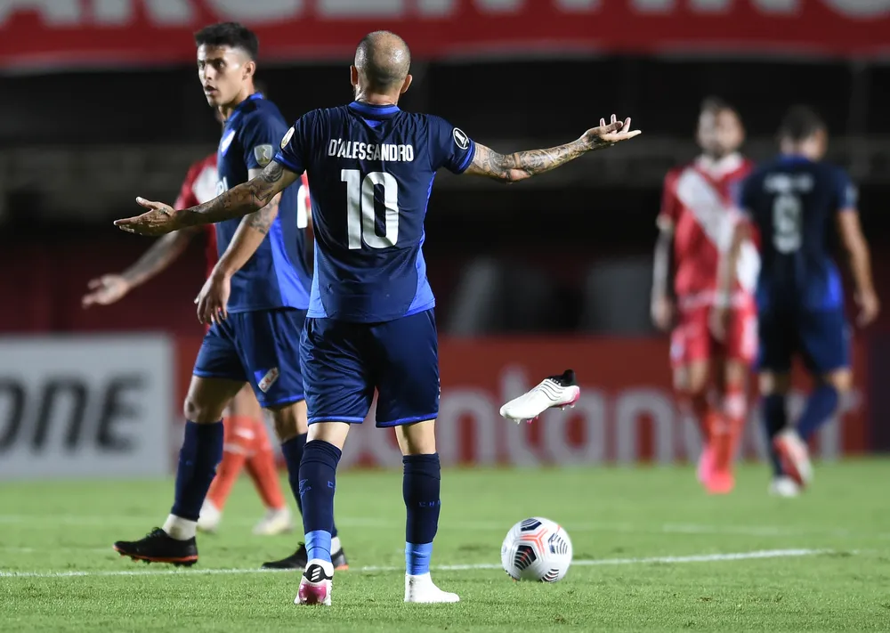 DAlessandro en su debut, contra Argentinos Juniors