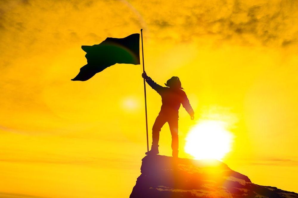 Si buscas un lugar dónde plantar tu bandera, te quedan pocos.