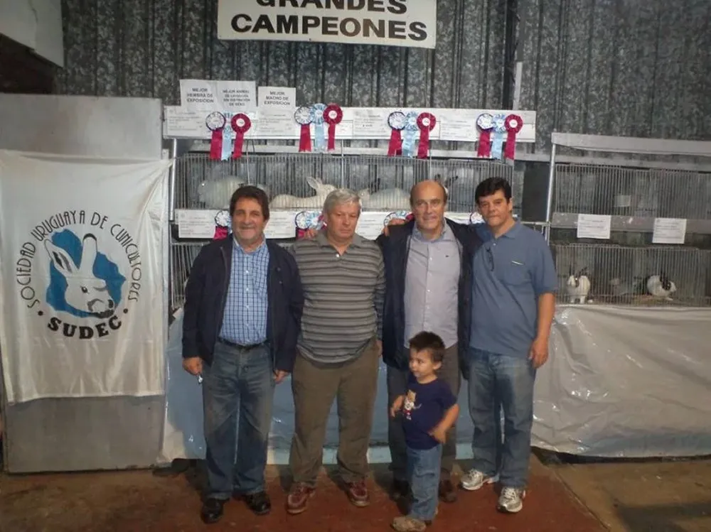 Eduardo Fernández, Dardo Dutra, Daniel Martínez, José Luis Techeira y el nieto del intendente.